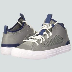 Converse Womens/Mens Grey Low-Top Skate Style Sneakers Size 7.5 / 10.5 Sporty